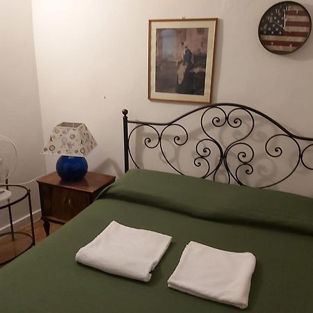 Luisa Rooms - Apartment In The Heart Of فيرناتْسا المظهر الخارجي الصورة